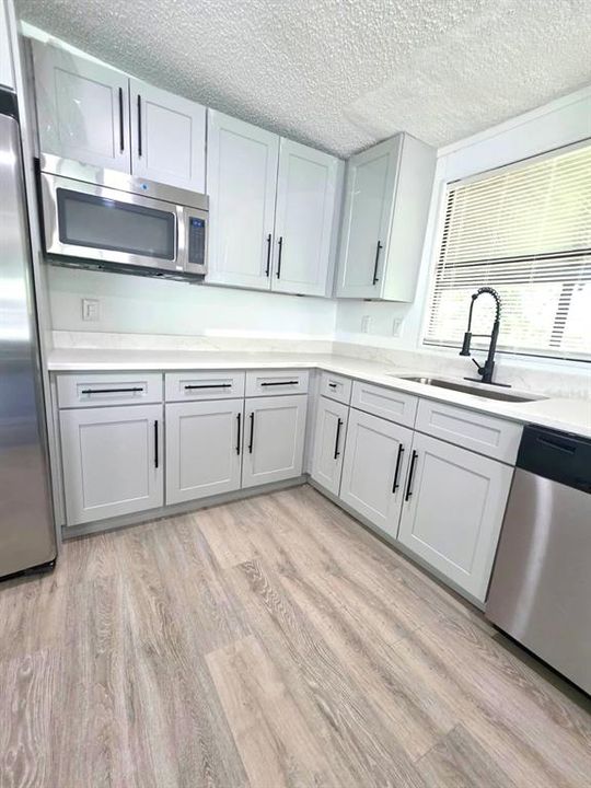 En Venta: $215,000 (2 camas, 2 baños, 1352 Pies cuadrados)