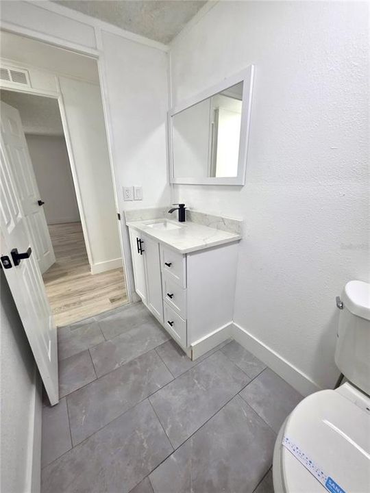 En Venta: $215,000 (2 camas, 2 baños, 1352 Pies cuadrados)