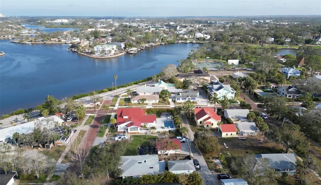 Active With Contract: $299,000 (3 beds, 2 baths, 1507 Square Feet)