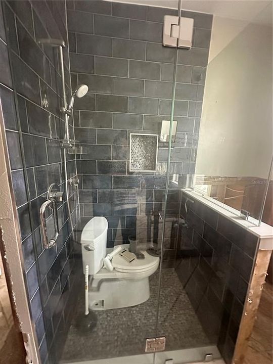 Active With Contract: $299,000 (3 beds, 2 baths, 1507 Square Feet)