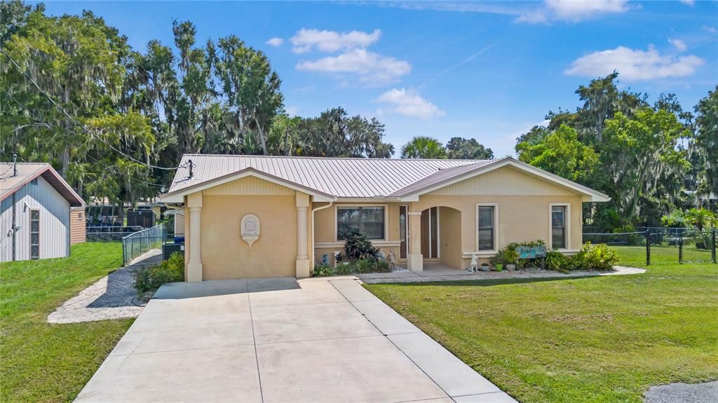 待售: $269,000 (2 贝兹, 2 浴室, 1758 平方英尺)