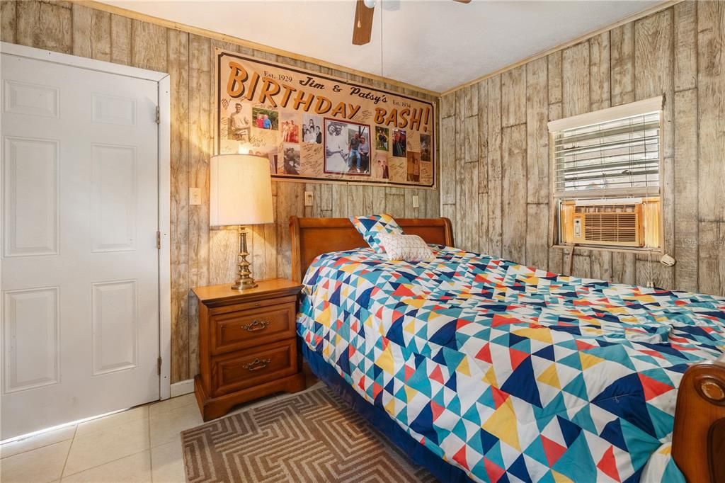 待售: $269,000 (2 贝兹, 2 浴室, 1758 平方英尺)