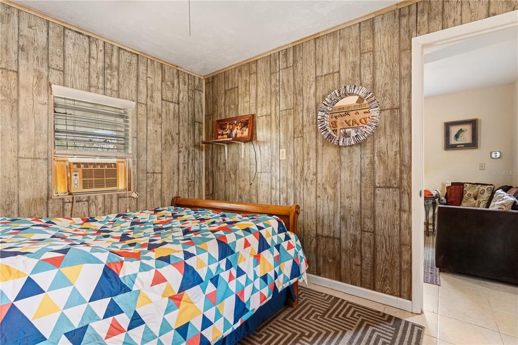 待售: $269,000 (2 贝兹, 2 浴室, 1758 平方英尺)