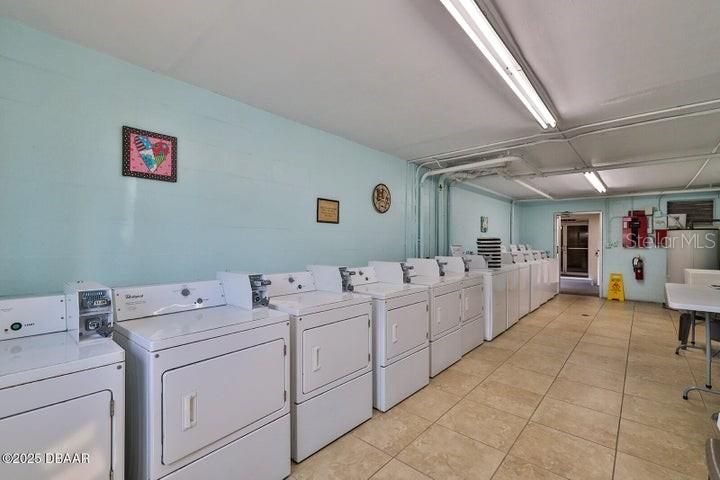 待售: $189,000 (2 贝兹, 2 浴室, 1030 平方英尺)