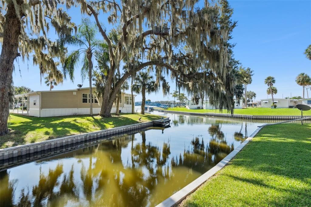 待售: $164,900 (2 贝兹, 2 浴室, 1104 平方英尺)