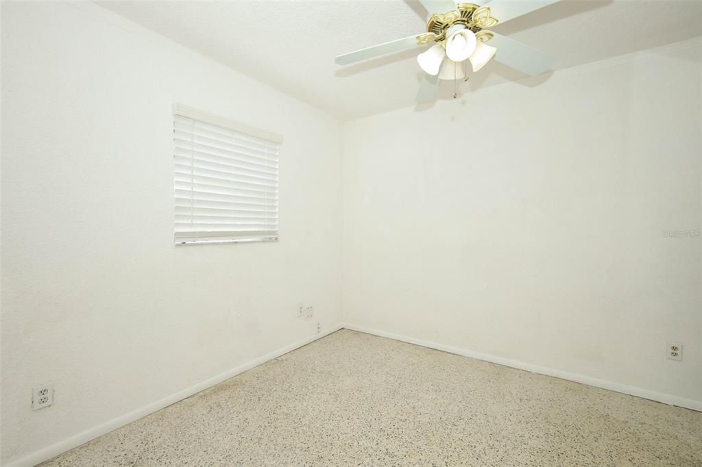 Active With Contract: $290,000 (3 beds, 2 baths, 1618 Square Feet)