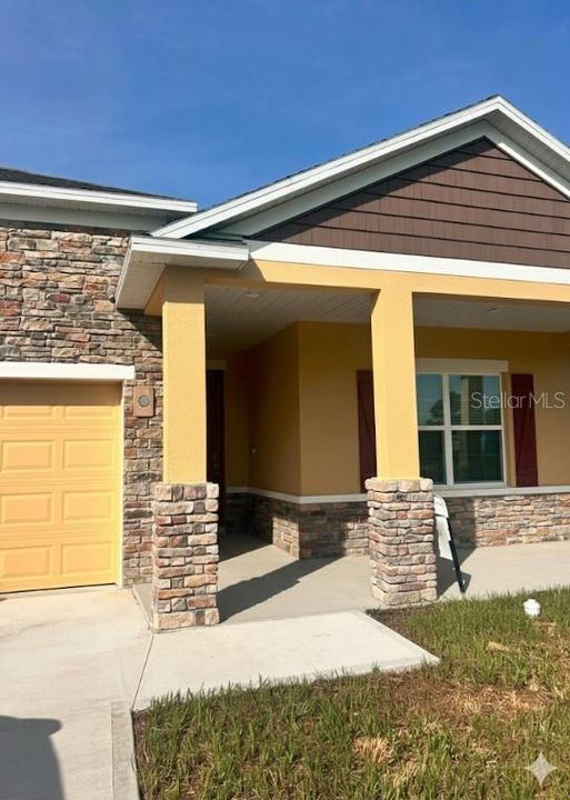 Recently Sold: $388,200 (3 beds, 2 baths, 2066 Square Feet)