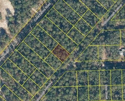 待售: $10,500 (0.17 acres)