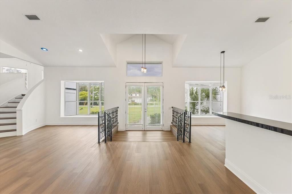 For Sale: $1,775,000 (3 beds, 3 baths, 3135 Square Feet)