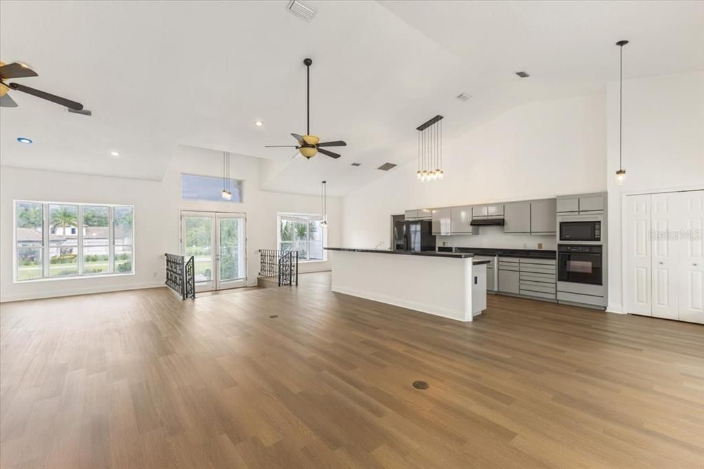 For Sale: $1,775,000 (3 beds, 3 baths, 3135 Square Feet)