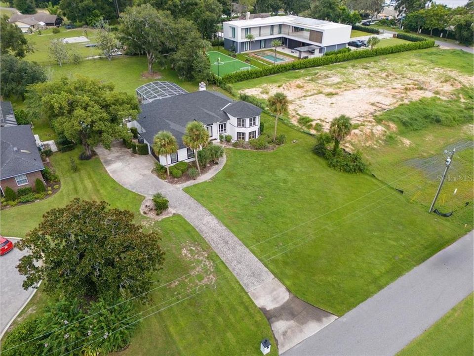 For Sale: $1,775,000 (3 beds, 3 baths, 3135 Square Feet)