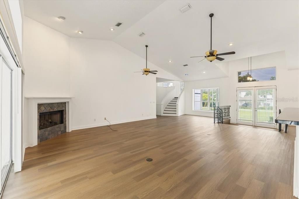 For Sale: $1,775,000 (3 beds, 3 baths, 3135 Square Feet)