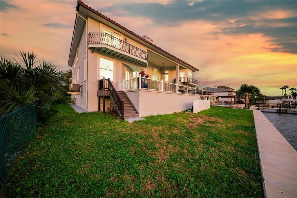 En Venta: $3,899,999 (5 camas, 4 baños, 5798 Pies cuadrados)