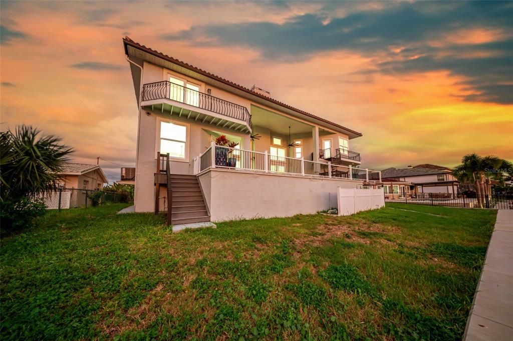 En Venta: $3,899,999 (5 camas, 4 baños, 5798 Pies cuadrados)