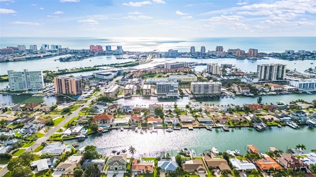 En Venta: $3,899,999 (5 camas, 4 baños, 5798 Pies cuadrados)