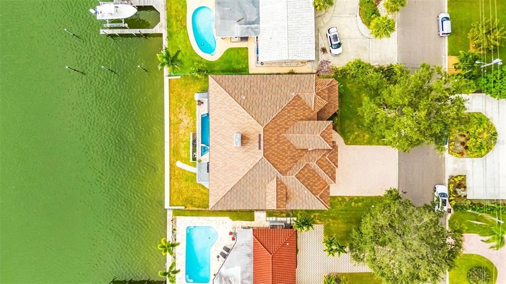 En Venta: $3,899,999 (5 camas, 4 baños, 5798 Pies cuadrados)