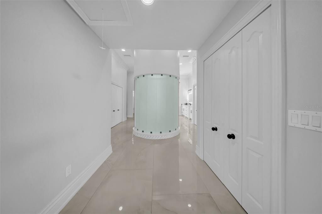 En Venta: $3,899,999 (5 camas, 4 baños, 5798 Pies cuadrados)