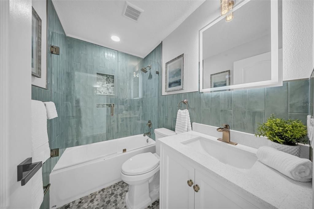 En Venta: $3,899,999 (5 camas, 4 baños, 5798 Pies cuadrados)