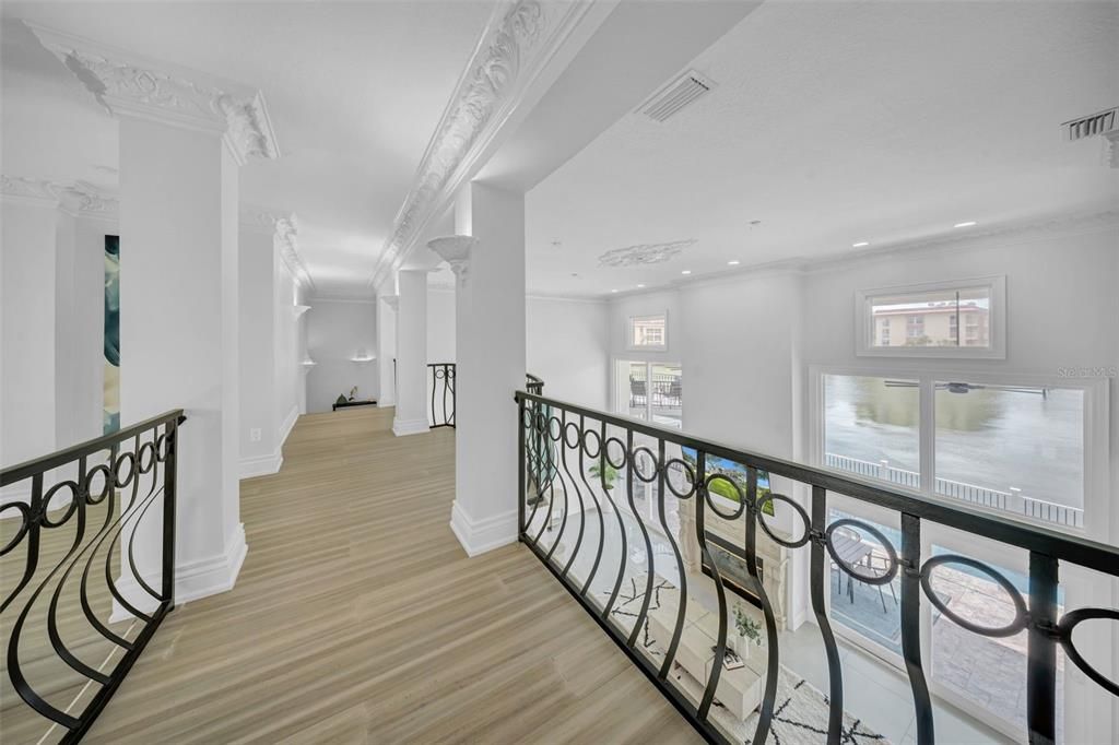 En Venta: $3,899,999 (5 camas, 4 baños, 5798 Pies cuadrados)