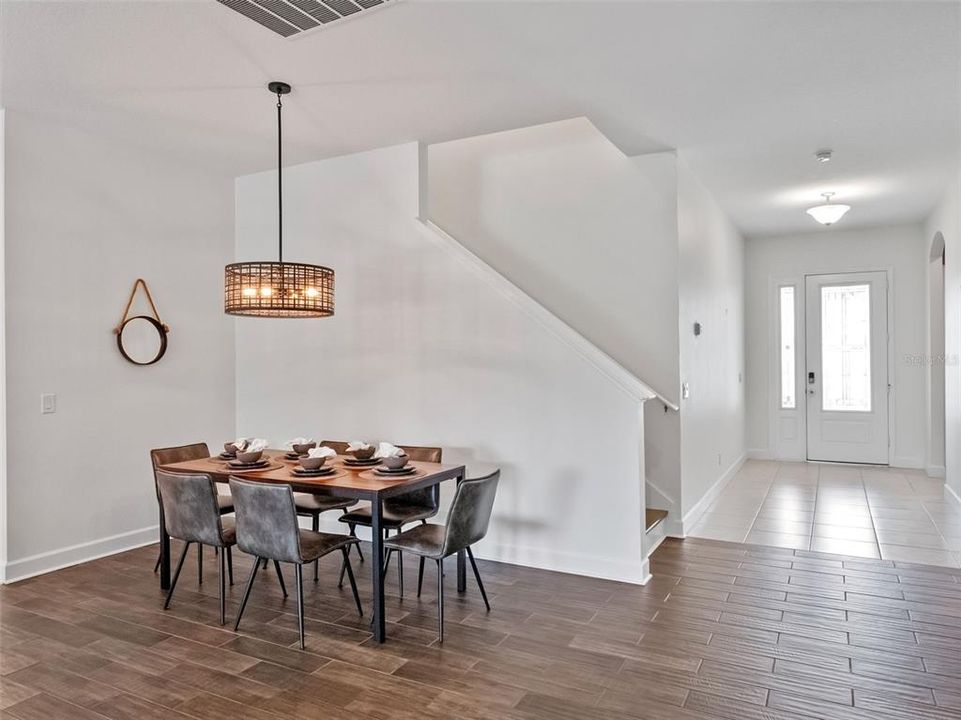 Activo con contrato: $814,000 (5 camas, 4 baños, 3097 Pies cuadrados)