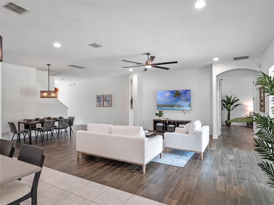 Activo con contrato: $814,000 (5 camas, 4 baños, 3097 Pies cuadrados)