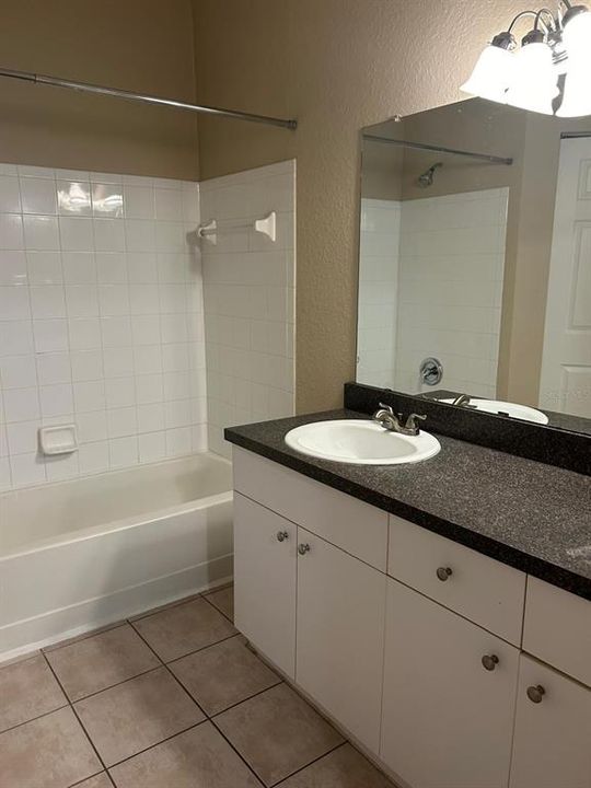 For Sale: $205,000 (2 beds, 2 baths, 1051 Square Feet)