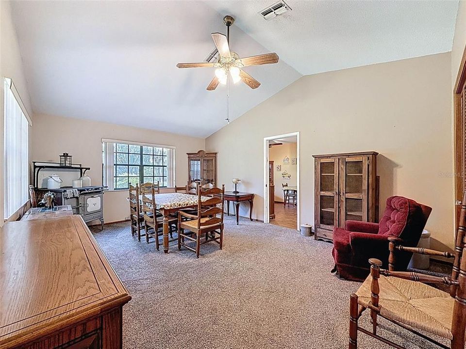 Active With Contract: $329,900 (4 beds, 3 baths, 1812 Square Feet)