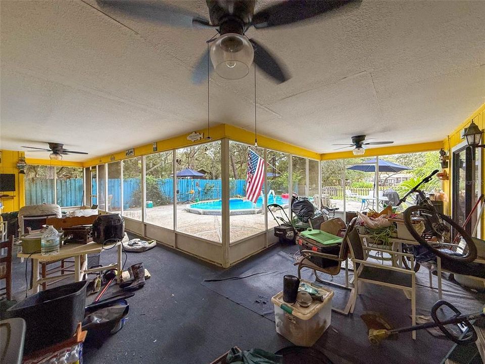 Active With Contract: $329,900 (4 beds, 3 baths, 1812 Square Feet)