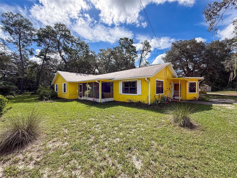 Active With Contract: $329,900 (4 beds, 3 baths, 1812 Square Feet)