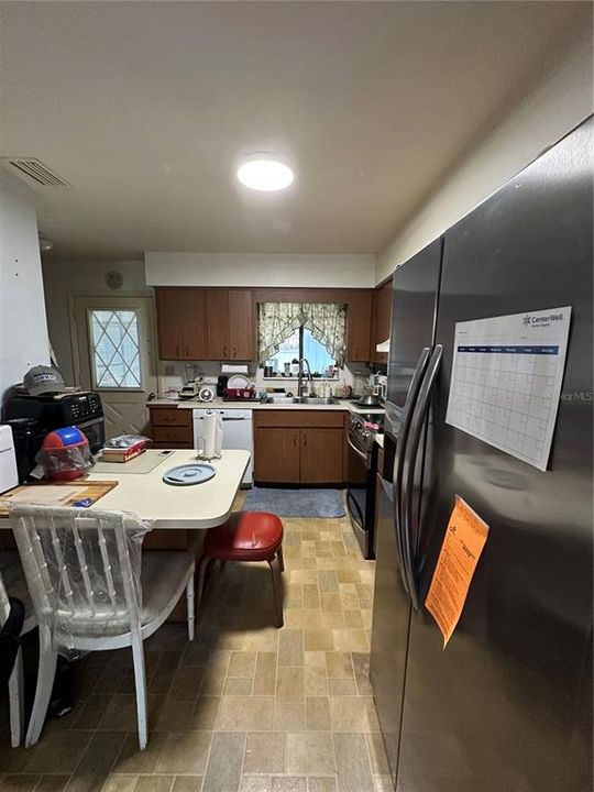 待售: $200,000 (2 贝兹, 2 浴室, 1152 平方英尺)