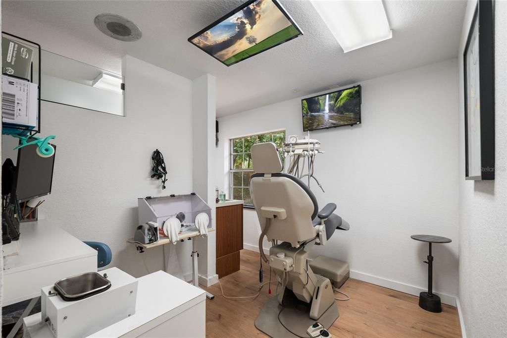 待售: $49,400 (0 贝兹, 0 浴室, 1976 平方英尺)