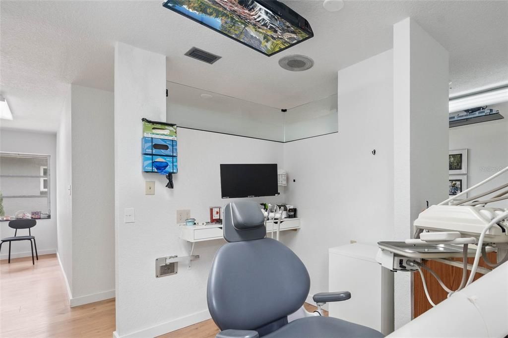 待售: $49,400 (0 贝兹, 0 浴室, 1976 平方英尺)