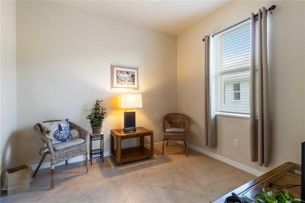 出租: $2,600 (4 贝兹, 3 浴室, 2035 平方英尺)