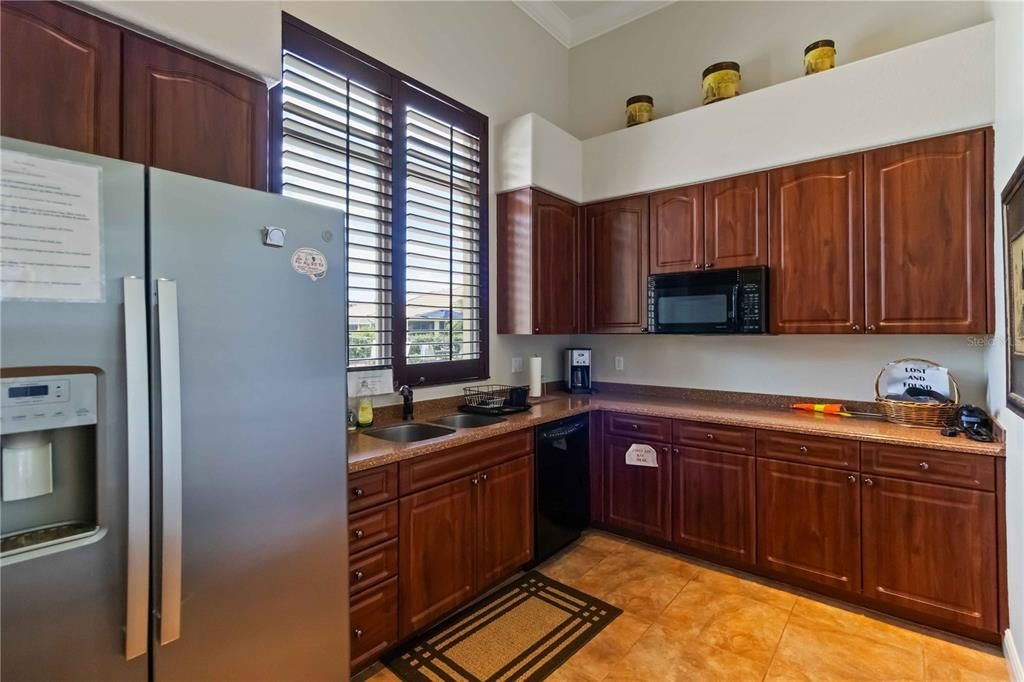 出租: $2,600 (4 贝兹, 3 浴室, 2035 平方英尺)