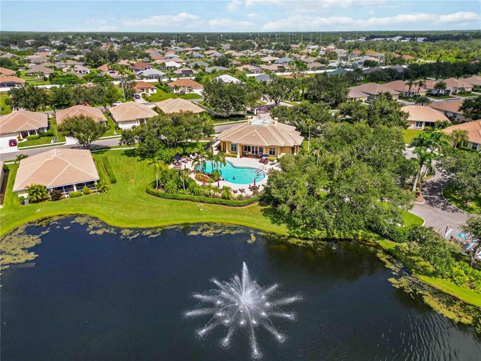 出租: $2,600 (4 贝兹, 3 浴室, 2035 平方英尺)