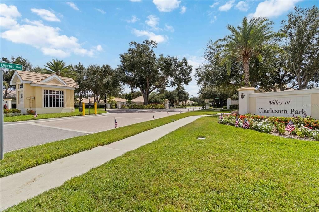 出租: $2,600 (4 贝兹, 3 浴室, 2035 平方英尺)