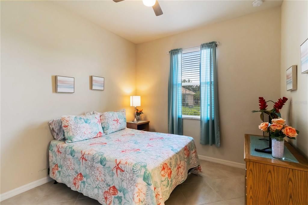 出租: $2,600 (4 贝兹, 3 浴室, 2035 平方英尺)