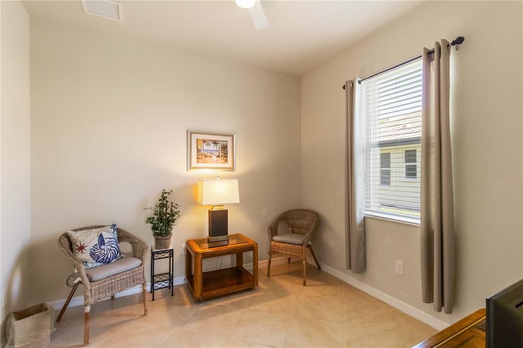 出租: $2,600 (4 贝兹, 3 浴室, 2035 平方英尺)