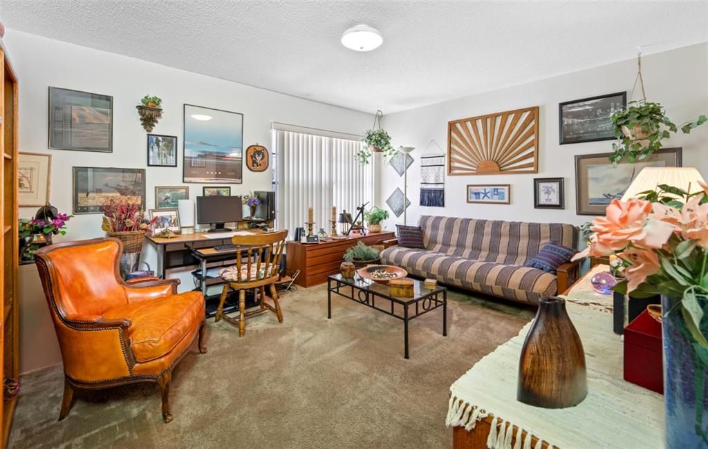 Activo con contrato: $345,500 (2 camas, 2 baños, 1485 Pies cuadrados)