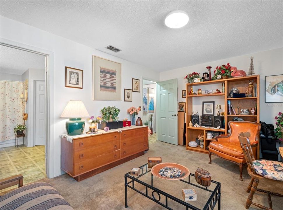 Activo con contrato: $345,500 (2 camas, 2 baños, 1485 Pies cuadrados)