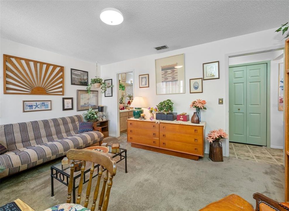 Activo con contrato: $345,500 (2 camas, 2 baños, 1485 Pies cuadrados)