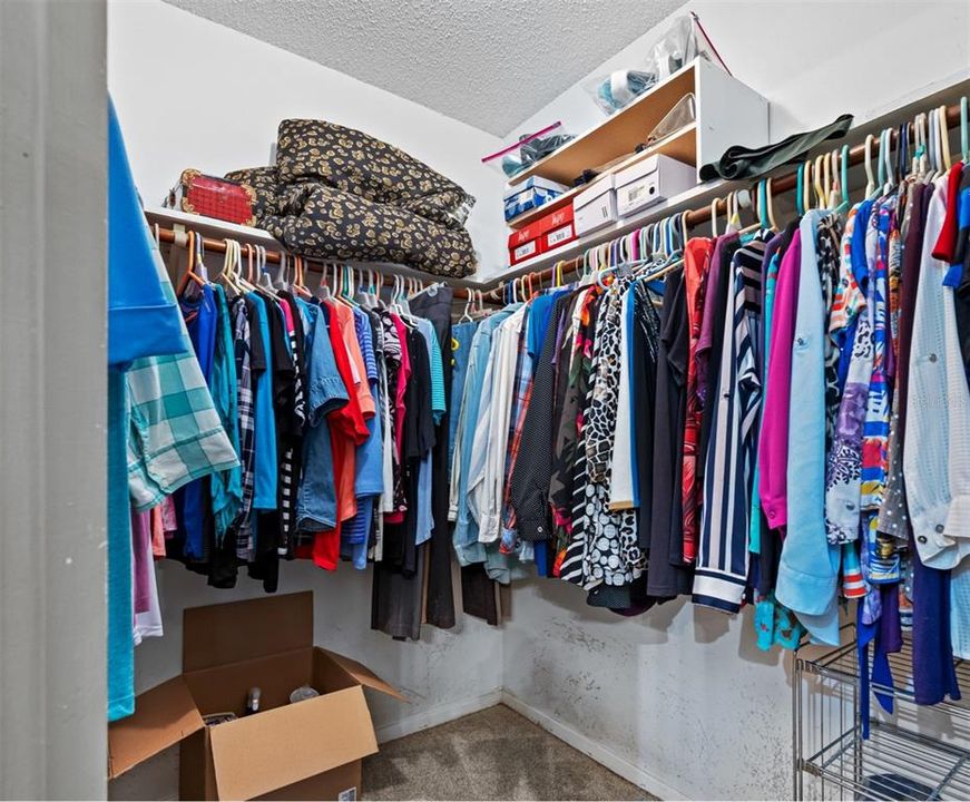 Activo con contrato: $345,500 (2 camas, 2 baños, 1485 Pies cuadrados)