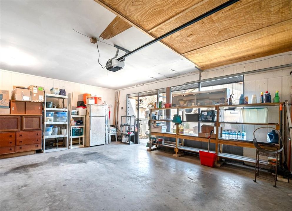 Activo con contrato: $345,500 (2 camas, 2 baños, 1485 Pies cuadrados)