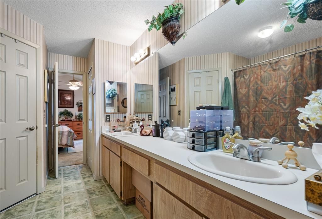 Activo con contrato: $345,500 (2 camas, 2 baños, 1485 Pies cuadrados)