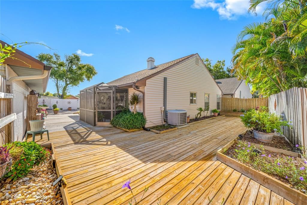 Activo con contrato: $345,500 (2 camas, 2 baños, 1485 Pies cuadrados)