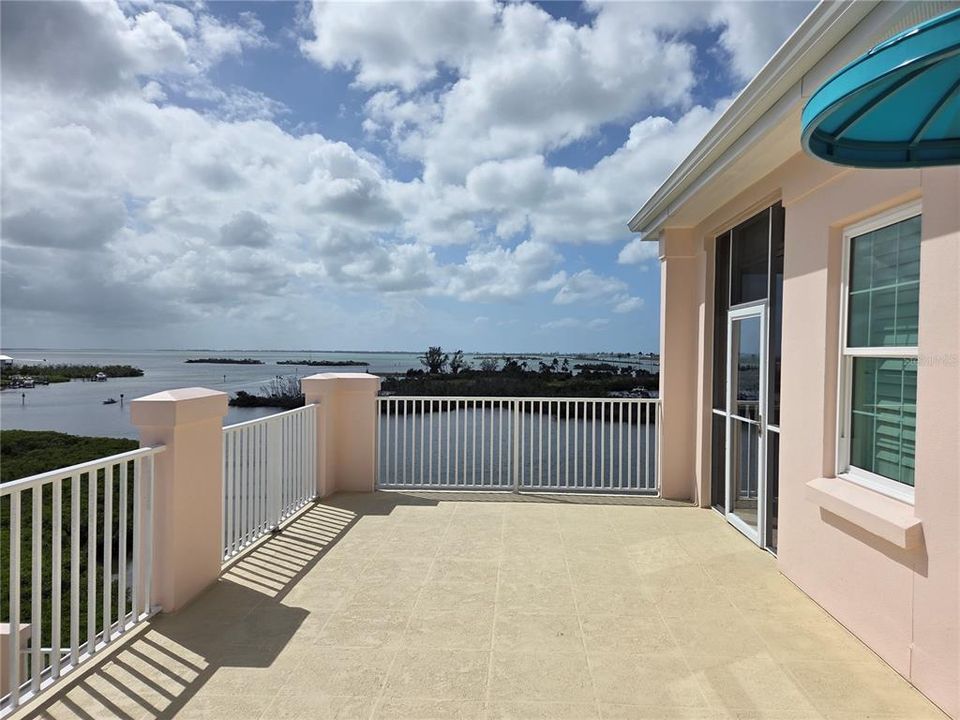 待售: $1,795,000 (3 贝兹, 3 浴室, 2138 平方英尺)