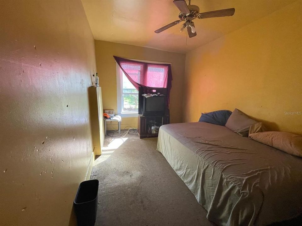 En Venta: $189,000 (4 camas, 0 baños, 2256 Pies cuadrados)