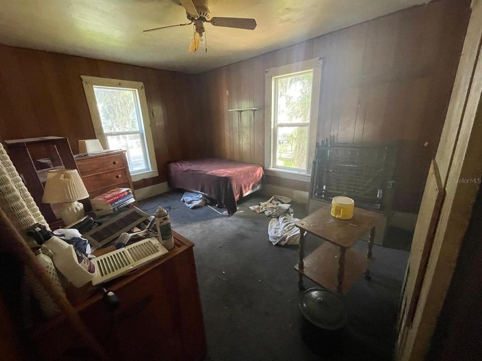 En Venta: $189,000 (4 camas, 0 baños, 2256 Pies cuadrados)