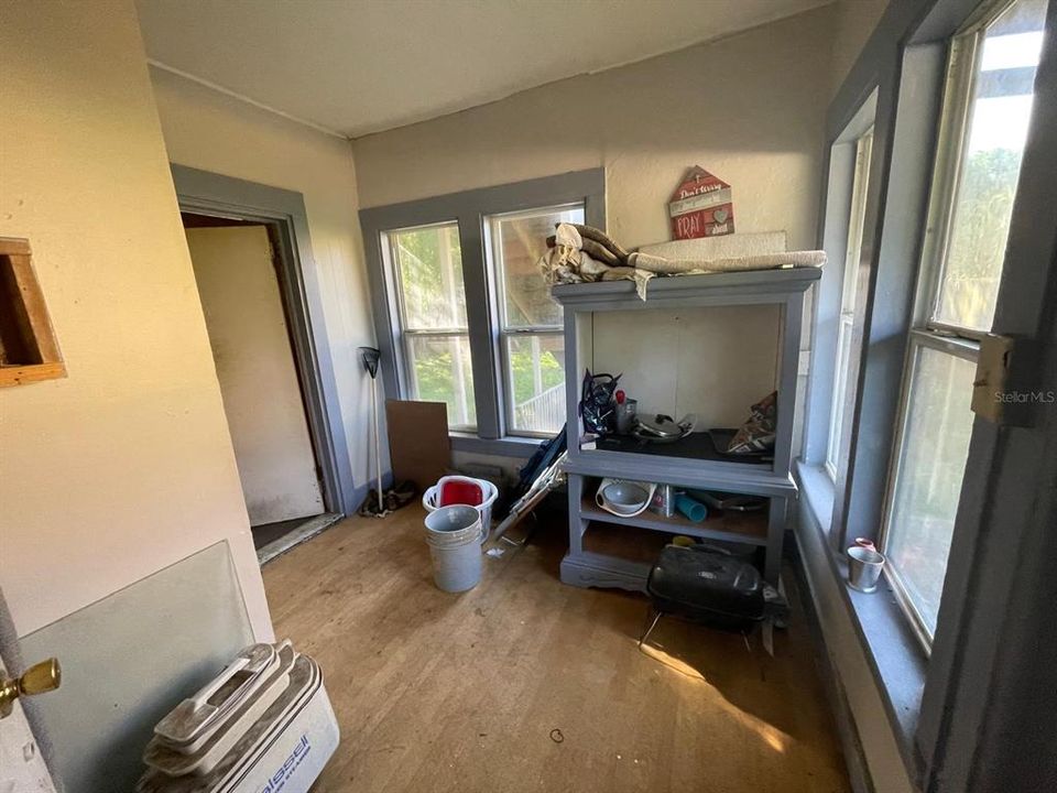 En Venta: $189,000 (4 camas, 0 baños, 2256 Pies cuadrados)