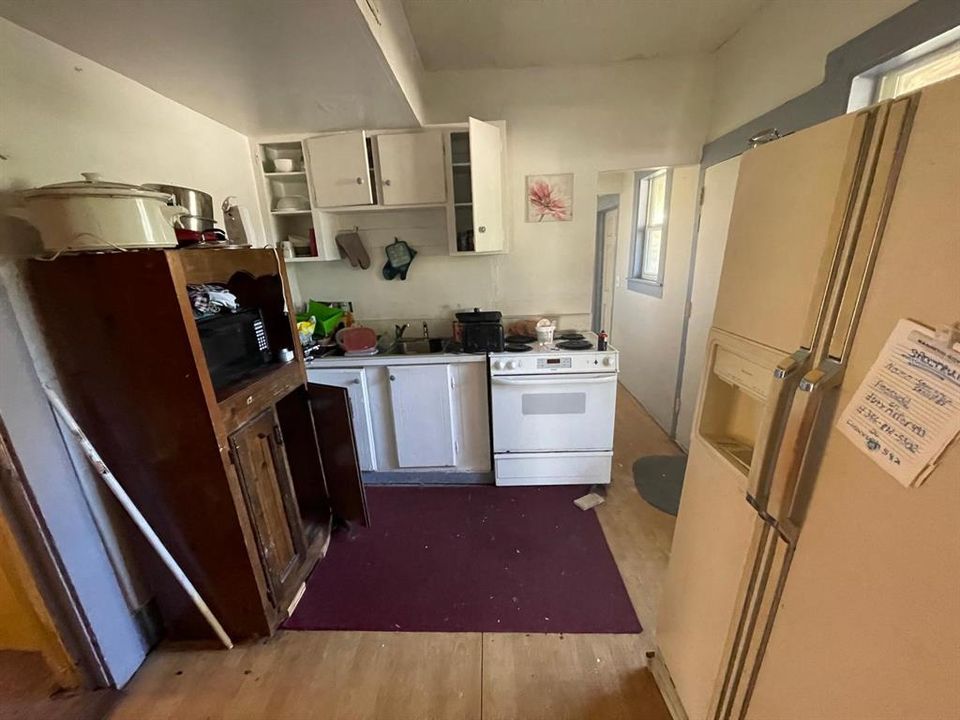 En Venta: $189,000 (4 camas, 0 baños, 2256 Pies cuadrados)